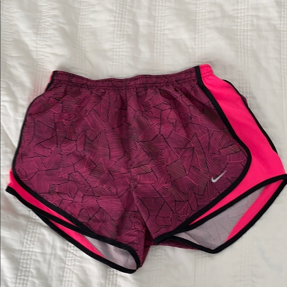 Nike Pants - Nike shorts with lining